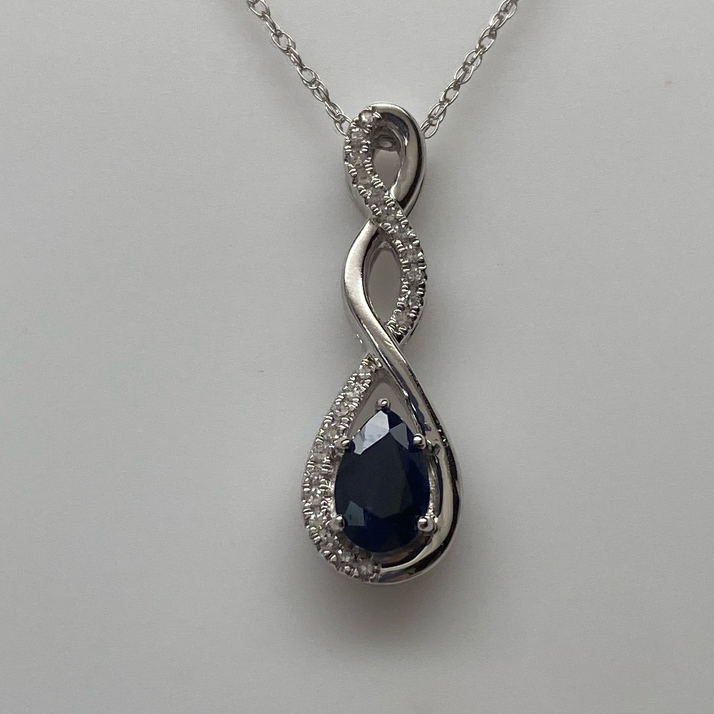 10K White Gold Pear Shape Natural Sapphire and Diamond Pendant and Chain NEW